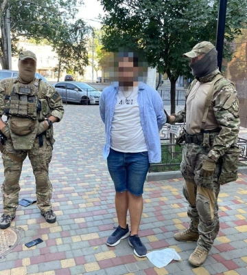 СБУ затримала ексдиякона УПЦ (МП), який відправляв ухилянтів за кордон під виглядом «церковних місіонерів»