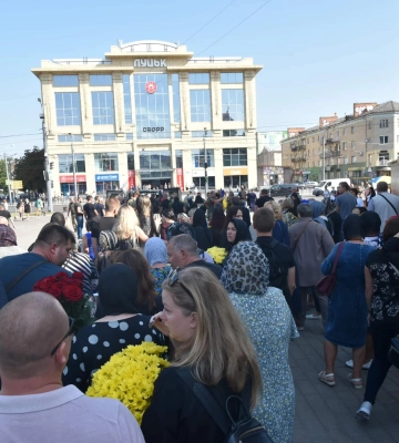 Сьогодні у Луцьку проведуть в останню дорогу Героя, який загинув під Соледаром ще в січні