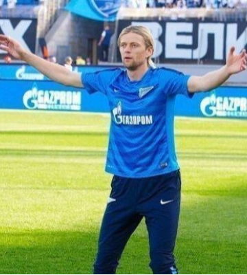 Зрадник Тимощук з Луцька вперше відреагував на позбавлення його всіх нагород