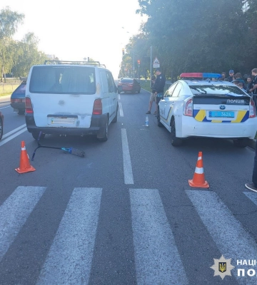 Микроавтобус сбил 9-летнего мальчика на пешеходном переходе в Харькове