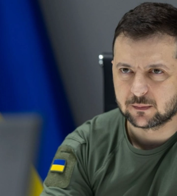 Вибухи біля Євпаторії: Зеленський подякував СБУ і ВМС за «сьогоднішній тріумф»
