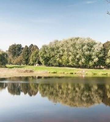 День чистих берегів: львів'ян закликають долучитися до прибирання міських водойм