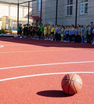 &quot;Час діяти, Україно&quot;: на Вінниччині відкрили мультифункціональний спортивний майданчик