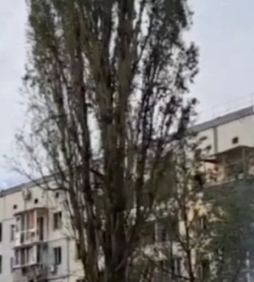 Россияне сбросили бомбы на жилой квартал в Новой Каховке: есть погибшие и раненые