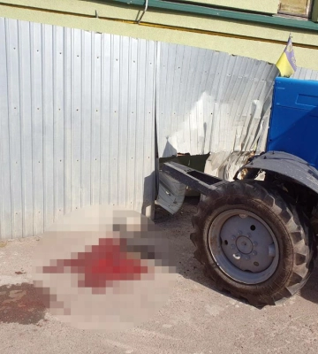 Підліток, який постраждав від наїзду трактора у Рівному, помер у лікарні