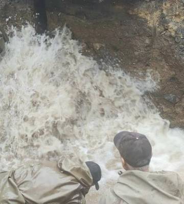 Ремонт водопроводу на площі Толбухіна в Одесі: деякі вулиці залишилися без води, ускладнено дорожній рух