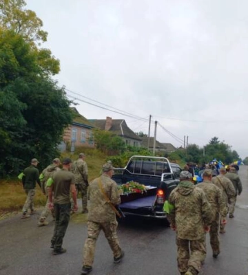 Дві громади Кіровоградщини попрощались із загиблими військовими 