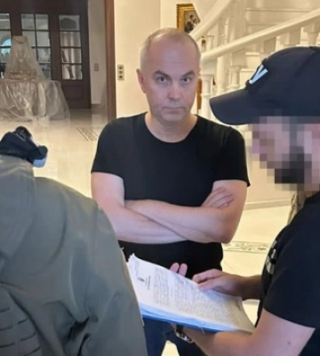 Суд обирає запобіжний захід Шуфричу