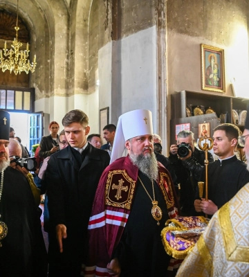 Глава ПЦУ Епіфаній у Харкові провів молебень за перемогу 