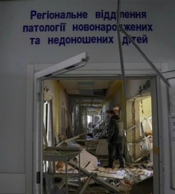 У лікарнях Маріуполя росіяни закрили всі дитячі відділення - мерія