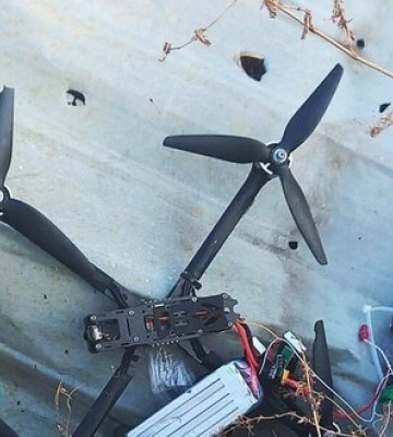 Прикордонники знищили нашпигований саморобною вибухівкою ворожий дрон на Запорізькому напрямку. ФОТО