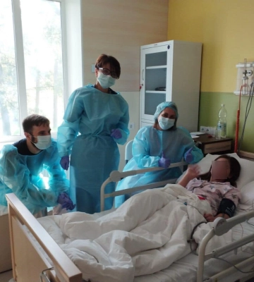 6-річний хлопчик з Черкас став донором: медики онкологічного центру вперше провели трансплантацію дитині
