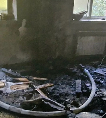 З палаючої квартиру на Дніпропетровщині врятували жінку