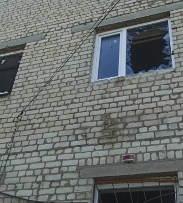 Під удар росіян по Козачій Лопані потрапив підрозділ ДСНС 