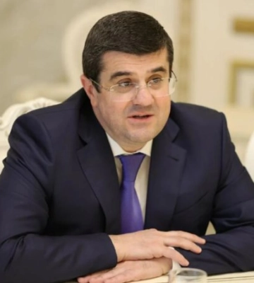 Путинский глава Карабаха: поддержал оккупацию Донбасса и финансировал личную жизнь за счет бюджета