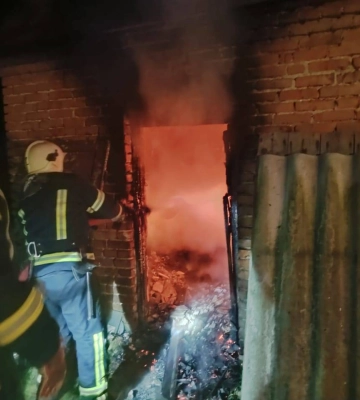 На Волині зранку горіла літня кухня