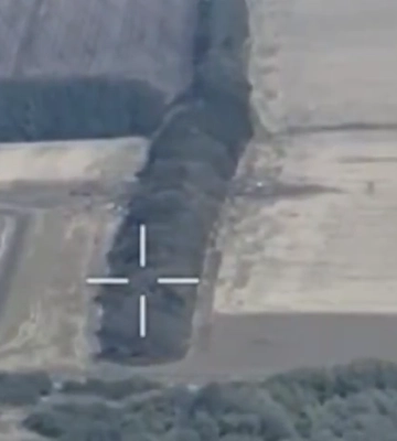 Пограничники уничтожили хранилище боеприпасов россиян на Харьковщине (видео)