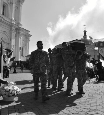 У Луцьку попрощалася із загиблими бійцями Тимофієм Судимою та Романом Члеком