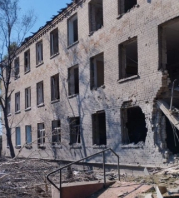 Рашисти обстріляли ліцей на Херсонщині. ФОТОрепортаж