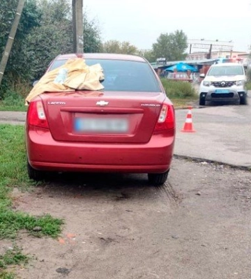 У Полтаві легковик збив 16-річного хлопця, який ішов узбіччям: його з травмами доставили до лікарні