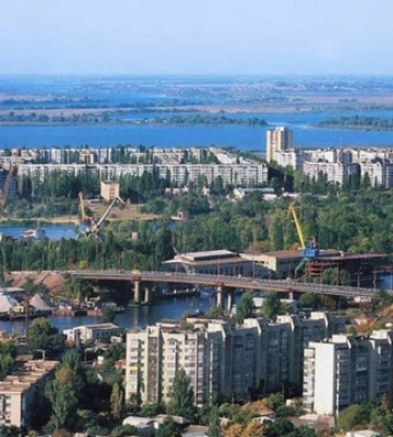 У мікрорайоні «Острів» в Херсоні повернули світло ще до трьох багатоповерхівок