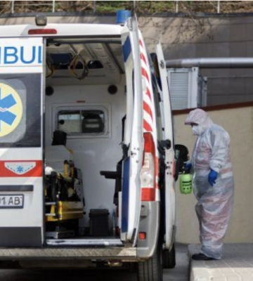 У Бериславі російські окупанти обстріляли житловий будинок