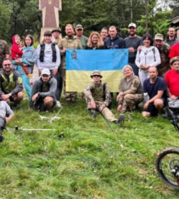 Військові піднялися на гору Ключ у «Сколівських Бескидах»