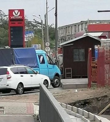 Не улица, а сплошной экстрим - жители Мелитополя жалуются на &quot;благоустройство&quot; от оккупантов 