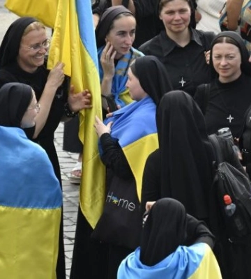 Папа Римський Франциск помолився за мир в Україні та закликав це робити інших