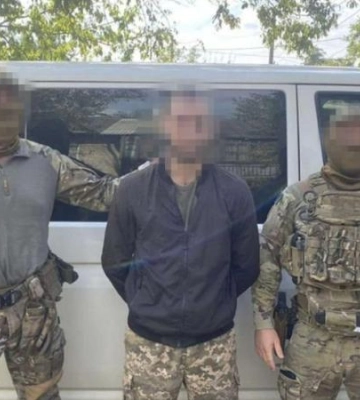 У Дніпрі затримали агента ФСБ, котрий видавав себе за військового