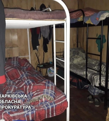 На Харківщині викрили ферму, де незаконно працювали підлітки з Рівненщини — поліція