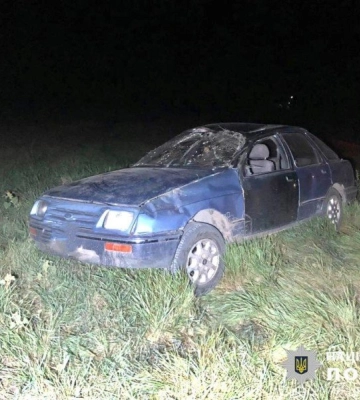 Перекинувся автомобіль: на Одещині в аварії постраждала 5-річна дитина, - ФОТО