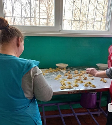 «Армія відновлення»: на Дніпропетровщині до проєкту залучили майже 1900 безробітних