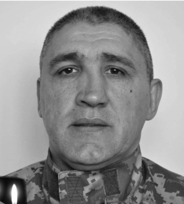 Червоноград попрощався з бійцем 103  окремої бригади ТрО ЗСУ Андрієм Крілем