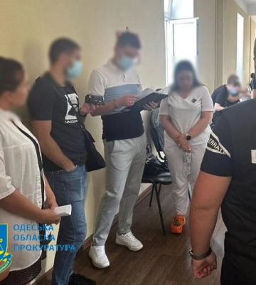 &quot;Туберкулез&quot; за $1500: в Одессе врач организовала схему для уклонистов