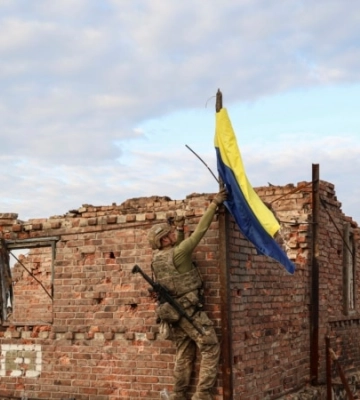 Прапор України над Андріївкою та бої за звільнення (фотосвідчення)