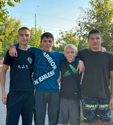 Компанія підлітків у Сарнах знайшла сумку з грошима. Що було далі?