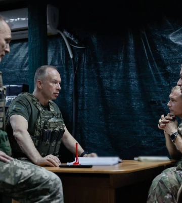 Загальна обстановка на Східному напрямку залишається складною, – Сирський