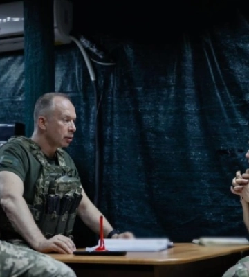 Під Бахмутом тривають запеклі бої. Ворог намагається контратакувати та повернути втрачені позиції, але безуспішно, – Сирський