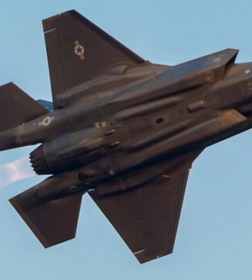 У США громадян просить допомогти знайти зниклий винищувач F-35