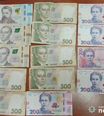 У Житомирі поліція затримала сутенера, який долучив до проституції неповнолітню дівчину (ФОТО)