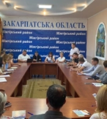 У Міжгір’ї податківці розповіли підприємцям про новації податкового законодавства та використання РРО/ПРРО