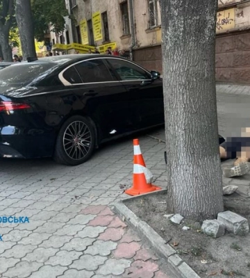 Адвокатка патрульного, який застрелив чоловіка в Дніпрі, більше не вестиме справу