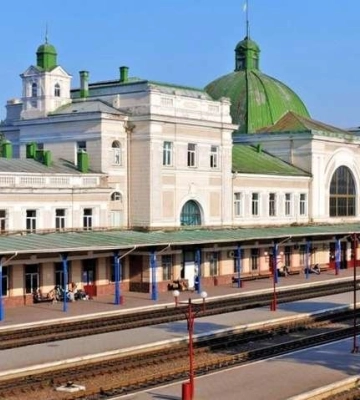 Торкнеться рейсу з Дніпра: "Укрзалізниця" змінила маршрут деяких поїздів на захід