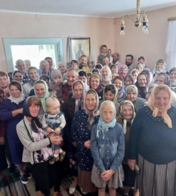 У селі на Волині громада УПЦ МП пішла молитися в хату