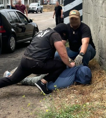 СБУ затримала заступника Херсонського воєнкому та голову ВЛК на Прикарпатті, які “заробляли” на ухилянтах