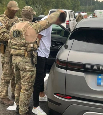 Посадовиці митниці на Волині оголосили про підозру