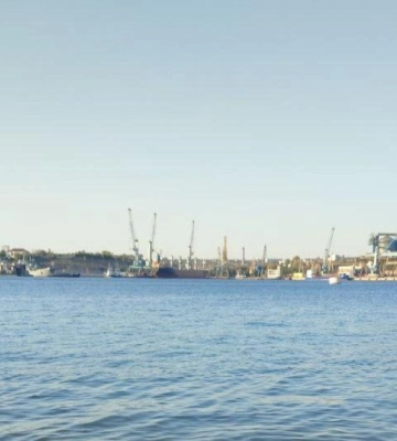 РФ відводить військові кораблі з Севастопольської бухти, - рух АТЕШ