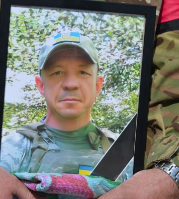 У Лебедині провели в останню путь захисника України