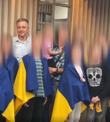В Україну вдалося повернути ще 13 дітей з тимчасово окупованих територій, - Кулеба
